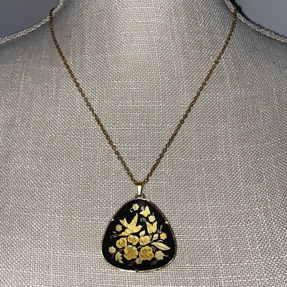 Damascene Spanish Black & Gold-Tone Engraved Inlay Flower Bird Vintage Necklace - Picture 2 of 16